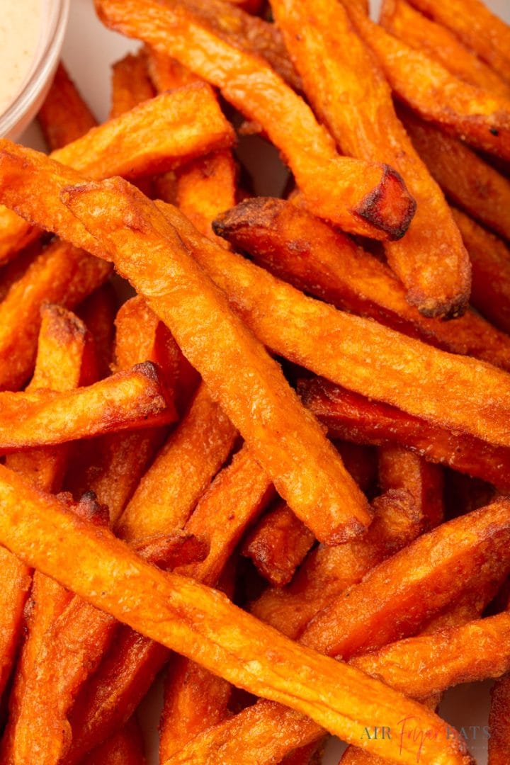 frozen-sweet-potato-fries-in-air-fryer