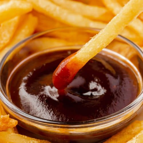 https://airfryereats.com/wp-content/uploads/2022/05/Hot-to-Reheat-Fries-in-Air-Fryer-2-500x500.jpg